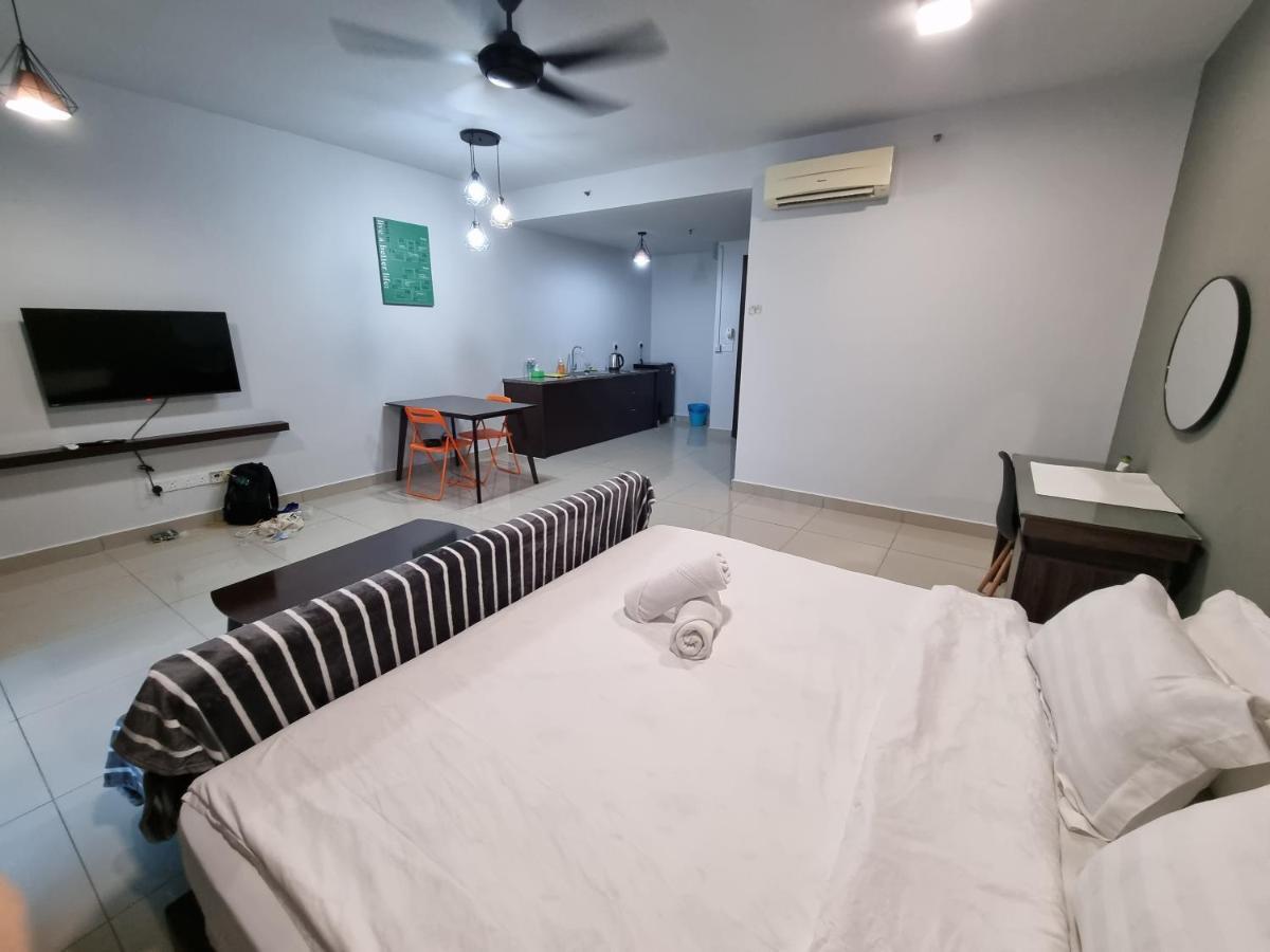 De Houz @ Setia Alam Trefoil Homestay 샤알람 외부 사진